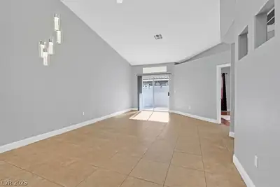 149 Tapatio Street Living Room