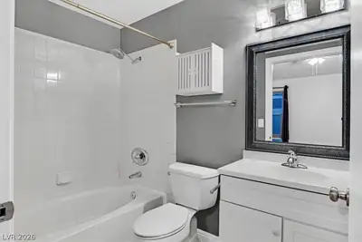149 Tapatio Street Primary Bathroom