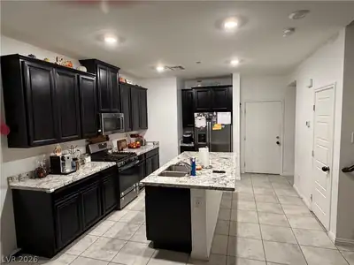 6562 Silver Estates Kitchen