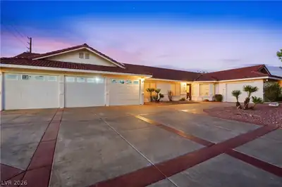 100 East Highland Drive, Henderson