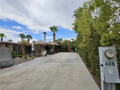 8175 Arville Street 406 Yard