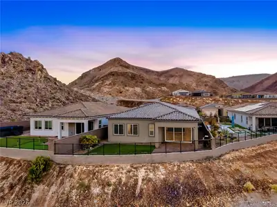 66 Ibiza Lake Drive, Henderson