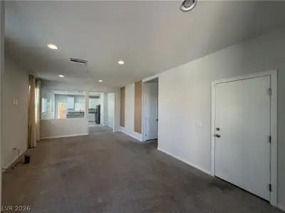 5814 Steinbeck Valley Street Living Room