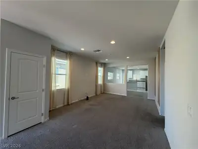 5814 Steinbeck Valley Street Living Room