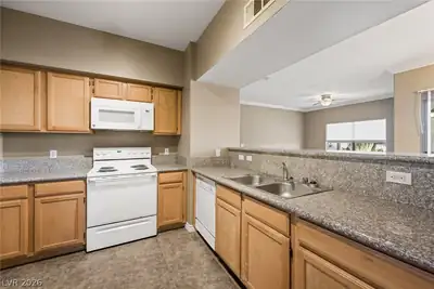 45 Maleena Mesa Street 1514 Kitchen