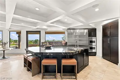 5078 Spanish Hills Drive Kitchen