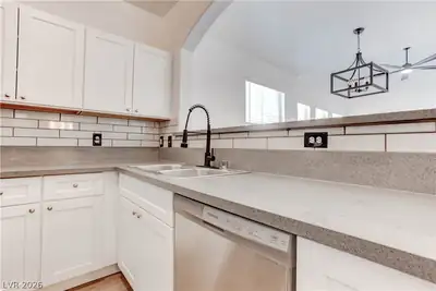 10550 West Alexander Road 2193 Kitchen