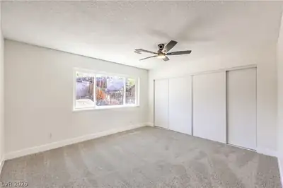 434 Scenic Drive Bedroom