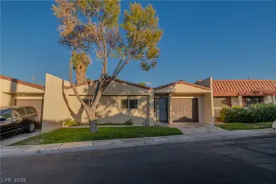 5676 Hobble Creek Drive, Las Vegas
