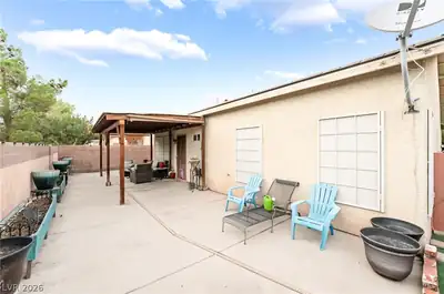 5113 Mambo Vista Avenue Patio