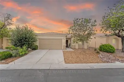 5113 Mambo Vista Avenue Las Vegas, NV 89108
