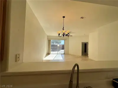 9044 Kimo Street Dining Area