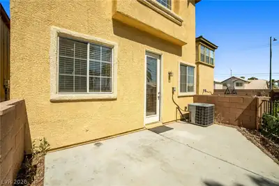 3508 Harbor Tides Street Patio