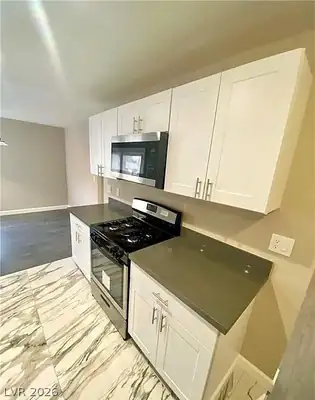 2200 South Fort Apache Road 1212 Kitchen
