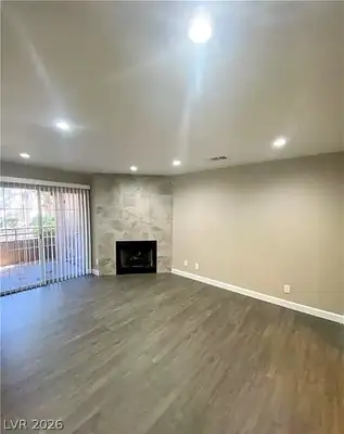 2200 South Fort Apache Road 1212 Living Room