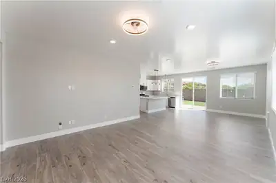 7604 Bandon Cliffs Street, North Las Vegas, NV 89084 Living Room