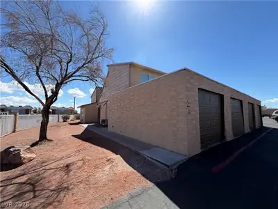5188 Garden Lane C, Las Vegas