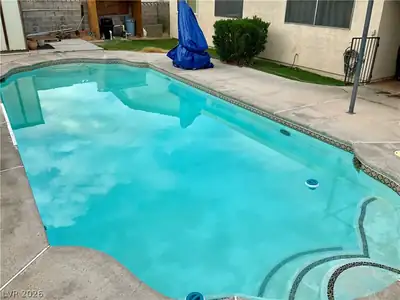 3533 Moraga Drive Pool