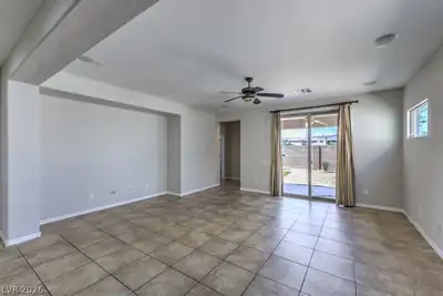 5419 Wesleyan Court Living Room