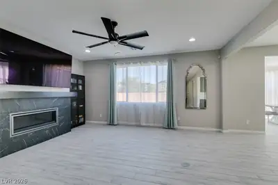 70 Pikiariki Court Living Room