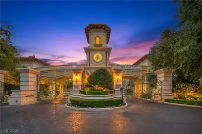 2777 Paradise Road 2304 Las Vegas, NV 89109