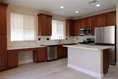 2256 Aragon Canyon Street Kitchen