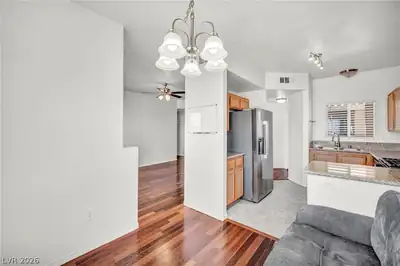 1050 East Cactus Avenue 2088 Kitchen