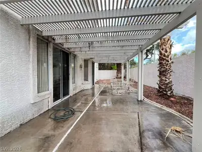 2105 Eaglepath Circle Patio