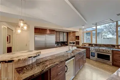 2111 Edgewood Avenue Kitchen