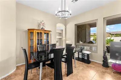 3290 Squire Street Dining Area