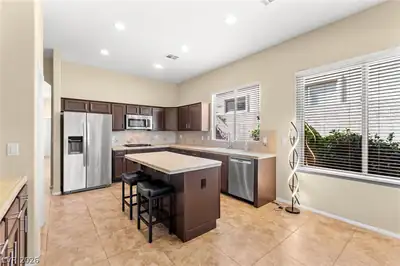 3290 Squire Street Kitchen