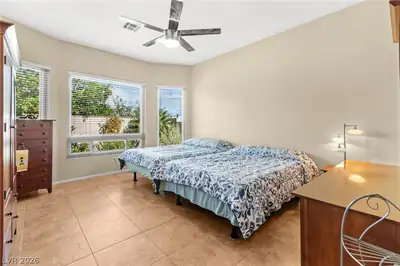 3290 Squire Street Bedroom