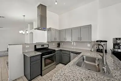 7008 Overhill Avenue Kitchen