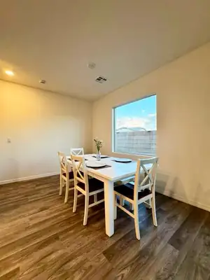 1647 Sandia Rock Avenue Dining Area