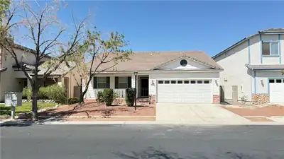 1396 LAMPLIGHT VILLAGE Lane, Las Vegas
