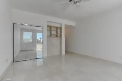 8953 Diamond Falls Drive Bedroom