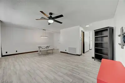 573 Greenbriar Townhouse Way 