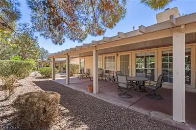 5612 Port Barrington Way Patio