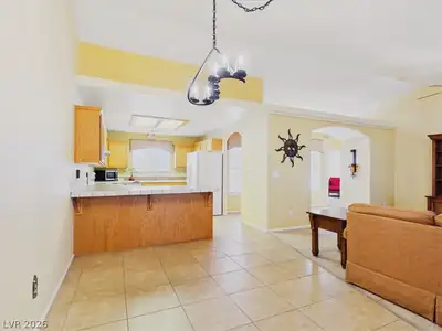 350 East Calvada Boulevard Dining Area
