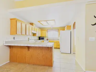 350 East Calvada Boulevard Kitchen