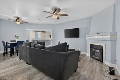 3212 Mystic Ridge Court Living Room