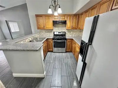5304 Runningbrook Road Kitchen