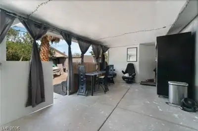 4870 East Colorado Avenue Patio