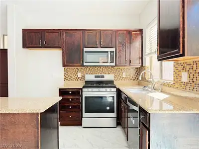 8249 Apple Spice Street, Las Vegas, NV 89143 Kitchen