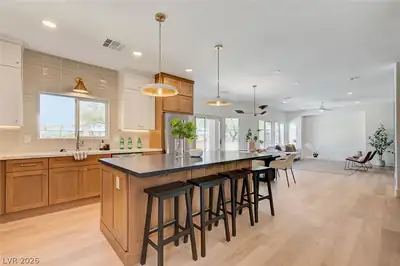 10600 Olivebranch Avenue Kitchen