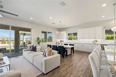 6312 Lautman Ridge Court Living Room