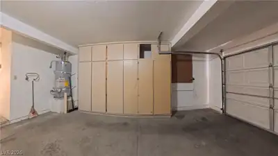 9640 Swan Bay Drive Garage