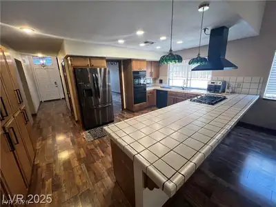 5242 Dickens Drive Kitchen