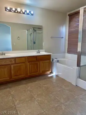 5836 Aimless Street Primary Bathroom