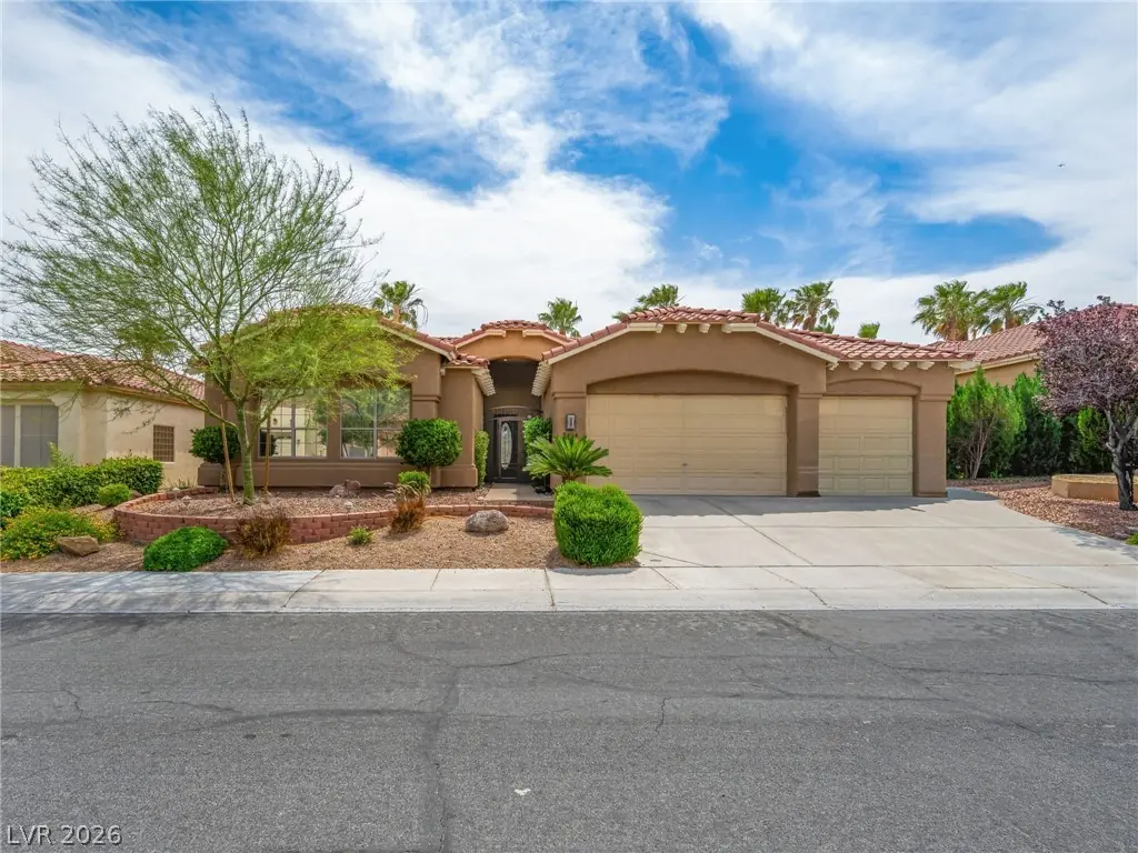 2404 Quartz Peak Street